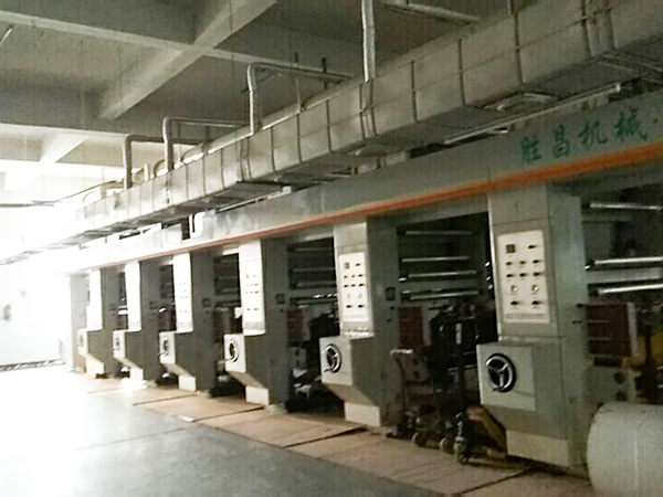 勝昌燙金機(jī)操作簡(jiǎn)單，生產(chǎn)效率高