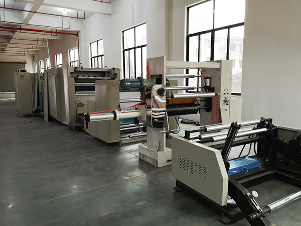 勝昌卷料燙金機(jī)成品率高，應(yīng)用范圍廣